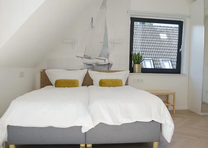 Apartment Maritim Mit Grosszügigen Balkon Freier Strassenparken