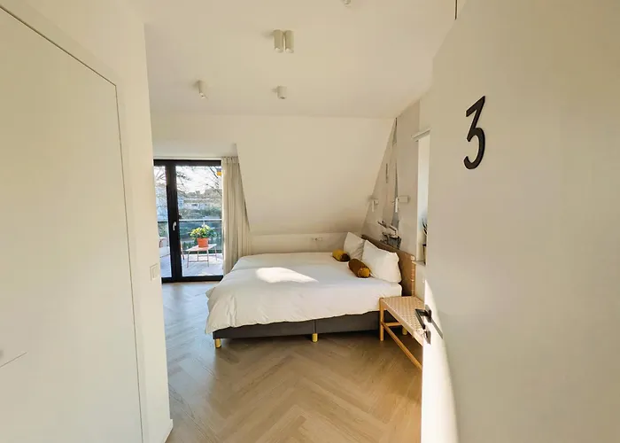 Maritim Mit Grosszügigen Balkon Freier Strassenparken Apartment *