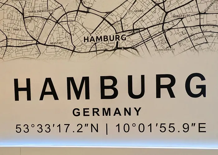 Maritim Mit Grosszügigen Balkon Freier Strassenparken Hamburg